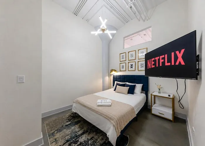 Luxury 6br Loft Perfect For 12 Guests With Skyline Views, Optional Parking And Gym Access Near Mccormick Place And Soldier Field Apartamento
