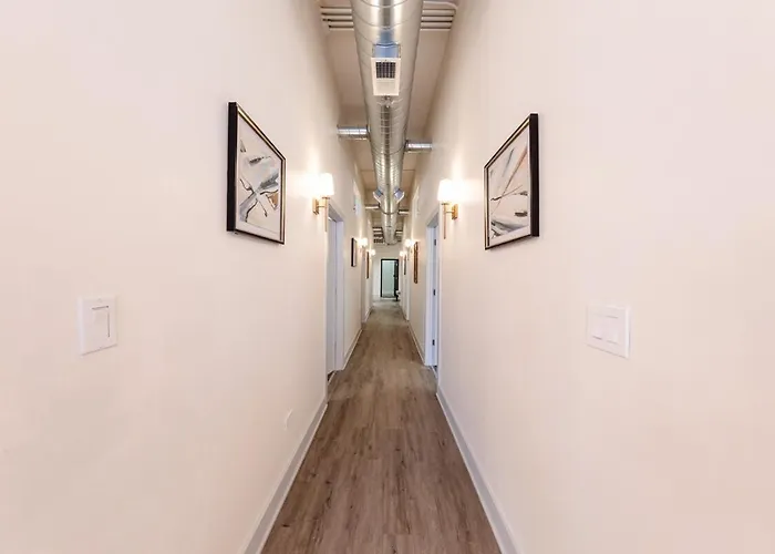 Luxury 6br Loft Perfect For 12 Guests With Skyline Views, Optional Parking And Gym Access Near Mccormick Place And Soldier Field * Chicago