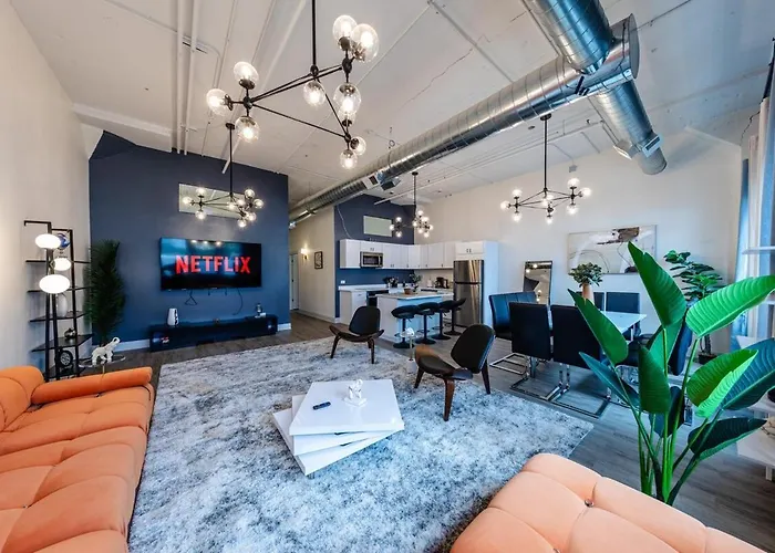 Luxury 6br Loft Perfect For 12 Guests With Skyline Views, Optional Parking And Gym Access Near Mccormick Place And Soldier Field * Chicago