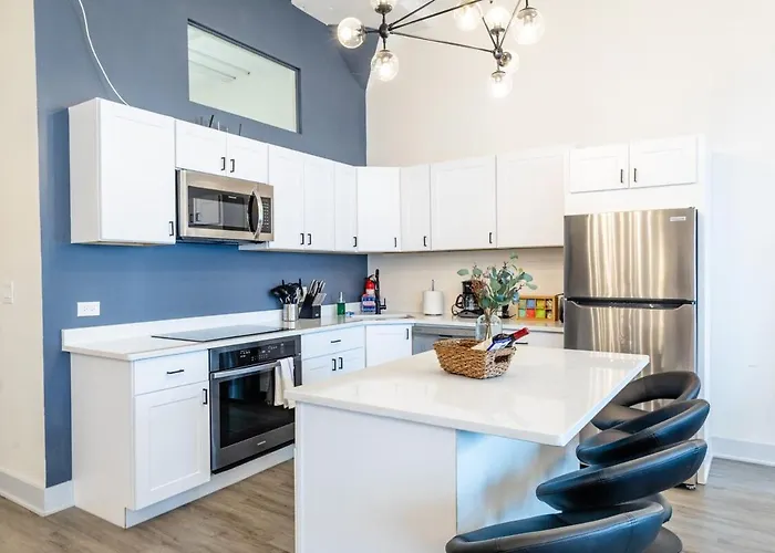 Luxury 6br Loft Perfect For 12 Guests With Skyline Views, Optional Parking And Gym Access Near Mccormick Place And Soldier Field Apartamento